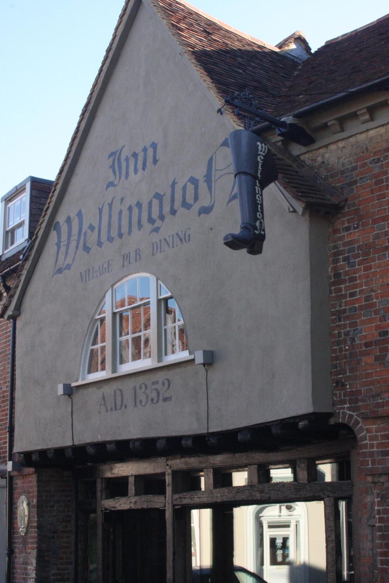 The Wellington Welwyn Exterior foto